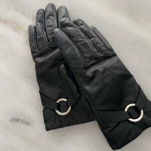 Elegant Black Leather Gloves with Silver Accents